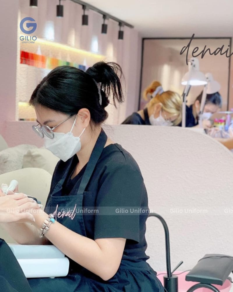 Đồng phục cho nhân viên chính thức tiệm nail